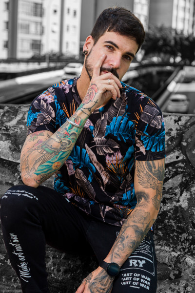 Primavera Verão 2021 R1  Streetwear, moda masculina, moda street, fashion street, moda urbana, marca de roupa masculina, polo masculina, camisa masculina, camiseta masculina, camisa polo, regata masculina, regata street, camisa street, camiseta street, polo street, moda jovem, verão, alto verão, verao, alto verao, r1, r2, r3, skatewear, moda skate, lifestyle, estilo, moda, confecção masculina, loja de fábrica, loja no bras, loja no brás